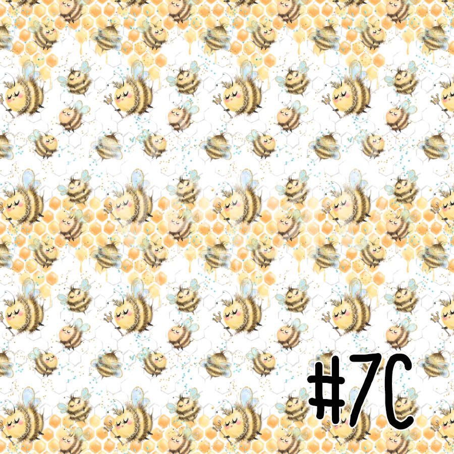 Bee Happy 07 Bees with Split Honeycomb